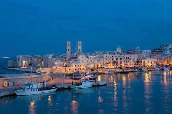 Casa Vacanze Occhi Blu Molfetta Eksteriør billede